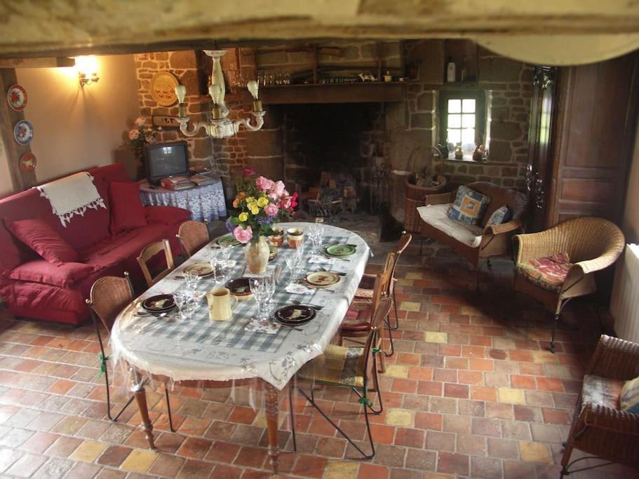 Vila Gite : La Cochetiere : Ancienne Ferme 18Eme Le Grais Exteriér fotografie