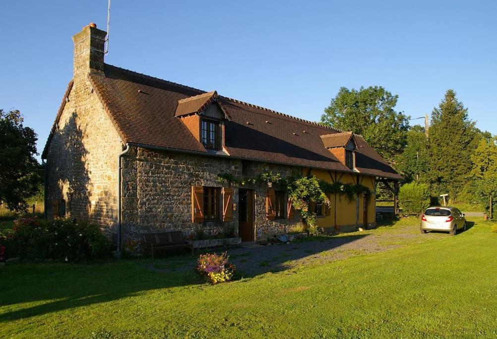 Vila Gite : La Cochetiere : Ancienne Ferme 18Eme Le Grais Exteriér fotografie