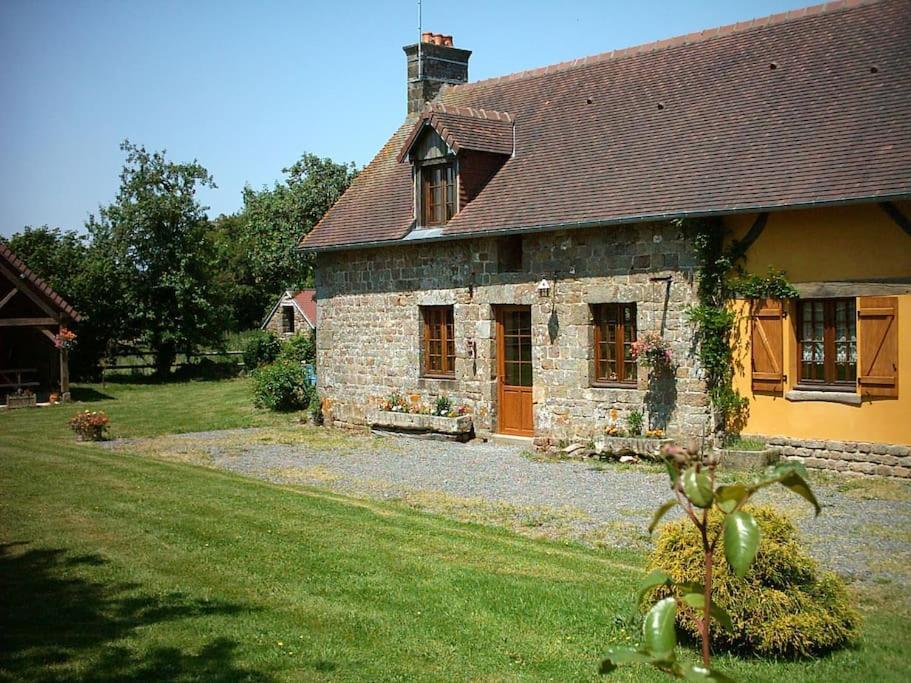 Vila Gite : La Cochetiere : Ancienne Ferme 18Eme Le Grais Exteriér fotografie